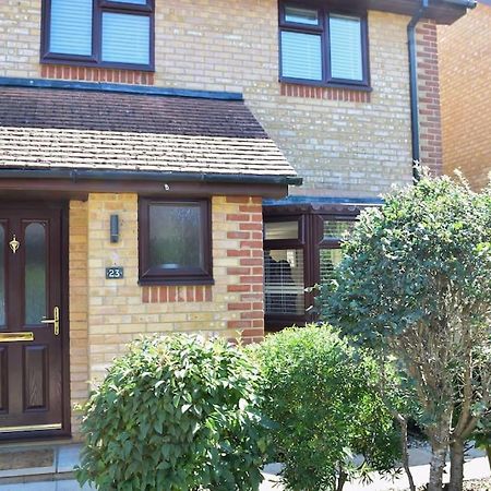 Beautiful 3 Bed Home In The Heart Of New Forest Hordle Exteriör bild