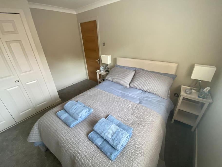 Beautiful 3 Bed Home In The Heart Of New Forest Hordle Exteriör bild